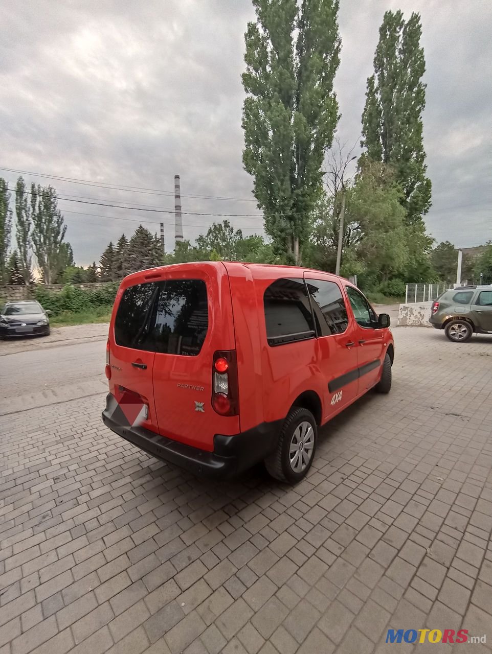 2015' Peugeot Partner photo #4