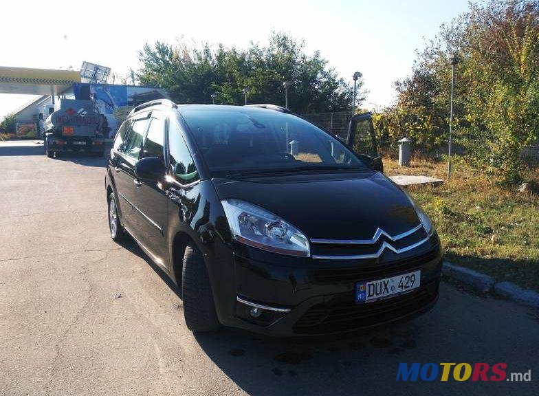 2008' Citroen C4 Picasso photo #1