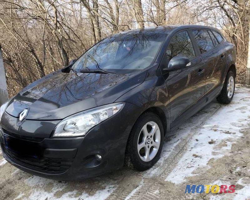 2010' Renault Megane photo #2