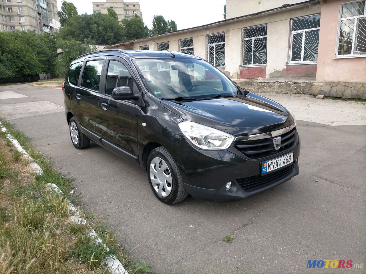 2012' Dacia Lodgy photo #1