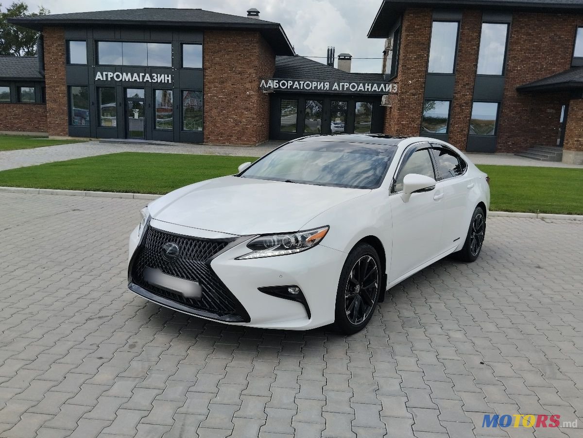 2017' Lexus Es Series photo #1