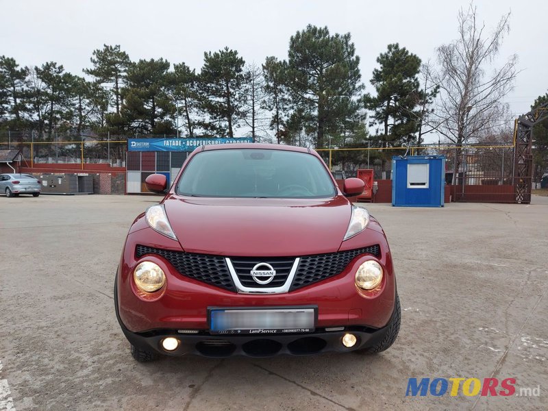 2010' Nissan Juke photo #2