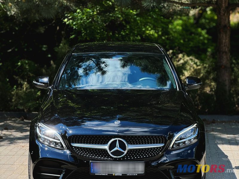 2019' Mercedes-Benz C-Class photo #1