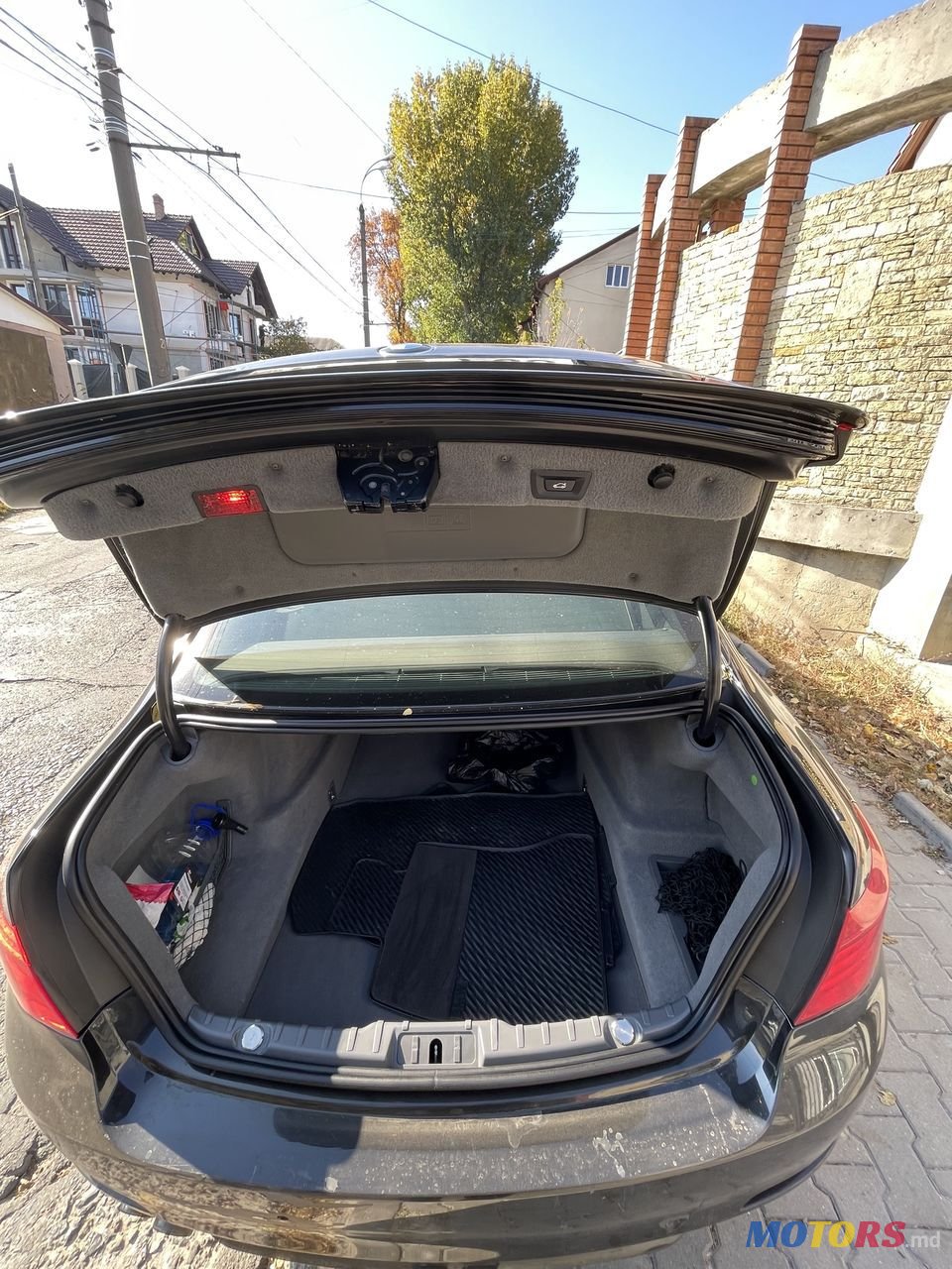 2010' BMW 7 Series photo #6