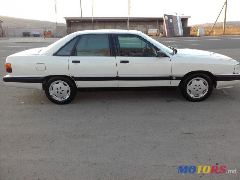 1991' Audi 200 photo #3