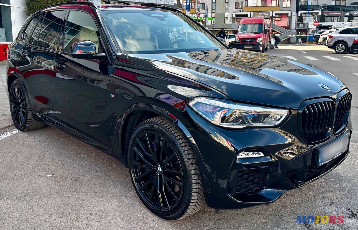 2020' BMW X5 photo #2