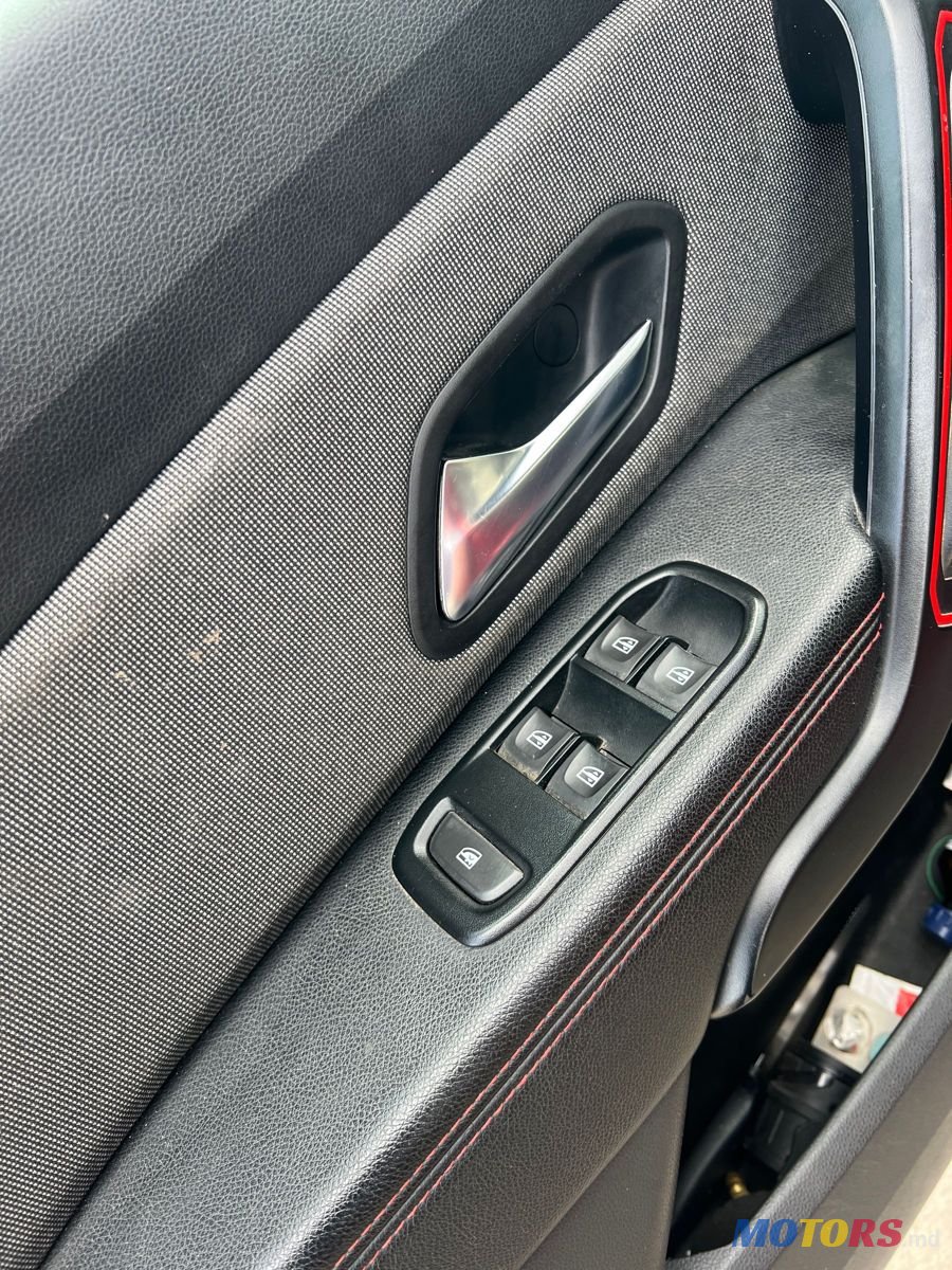 2019' Dacia Duster photo #6