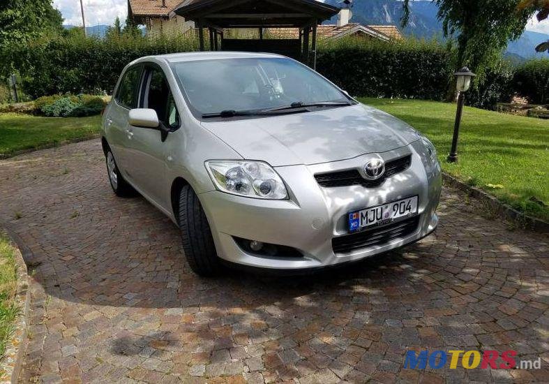 2008' Toyota Auris photo #1