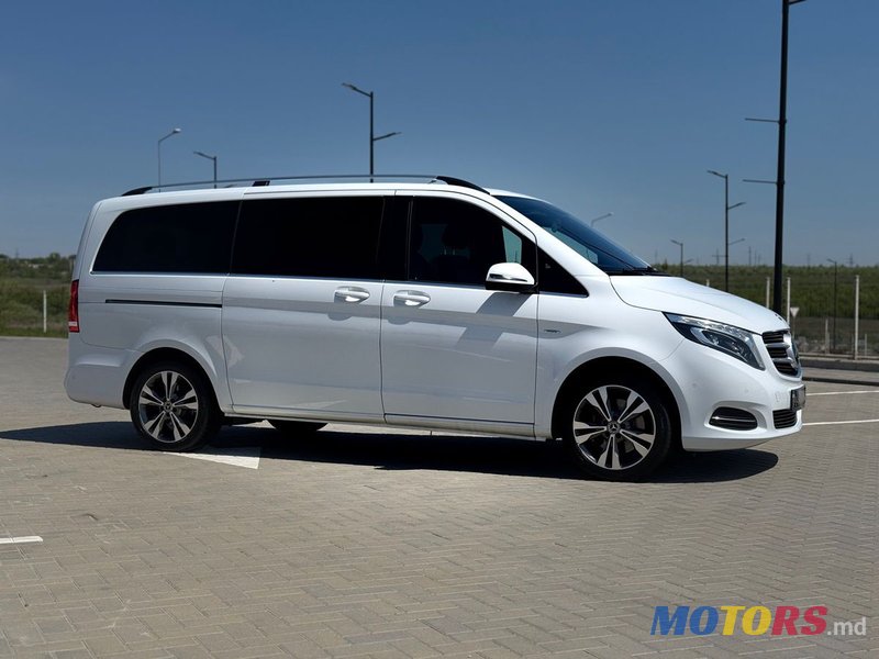 2018' Mercedes-Benz V-Class photo #3
