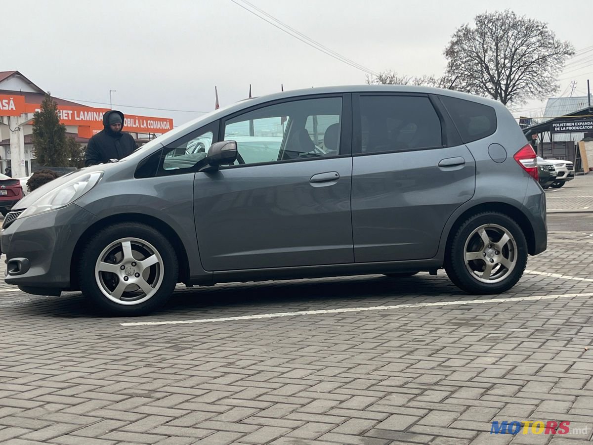 2013' Honda Jazz photo #2