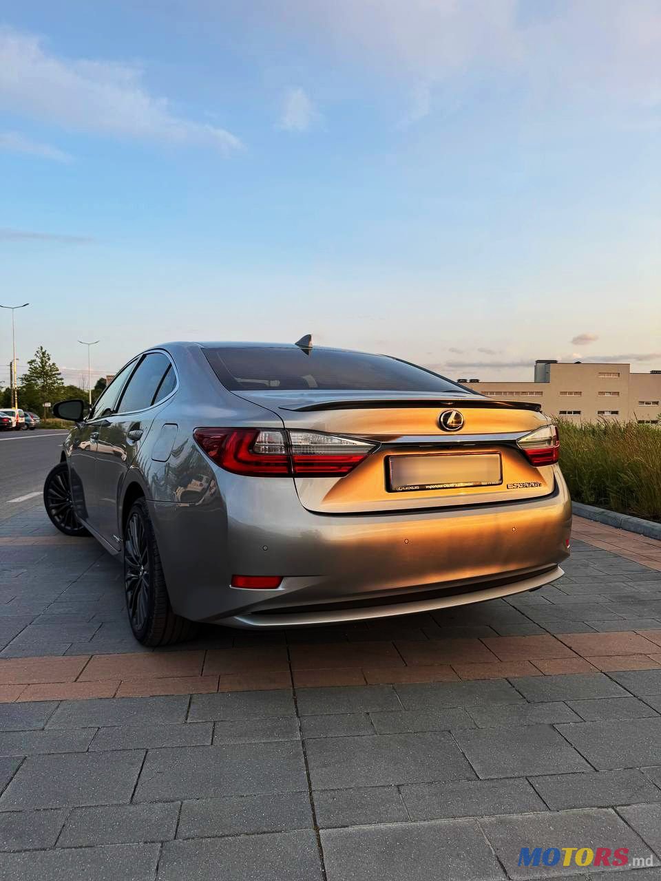 2015' Lexus Es Series photo #2