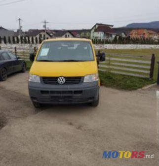 2005' Volkswagen Transporter photo #1