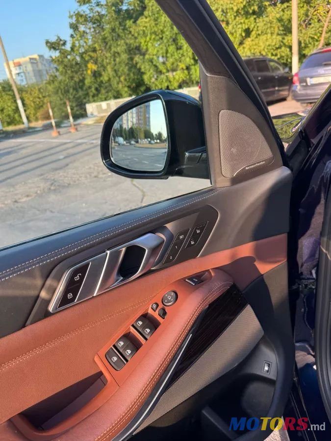 2020' BMW X5 photo #4