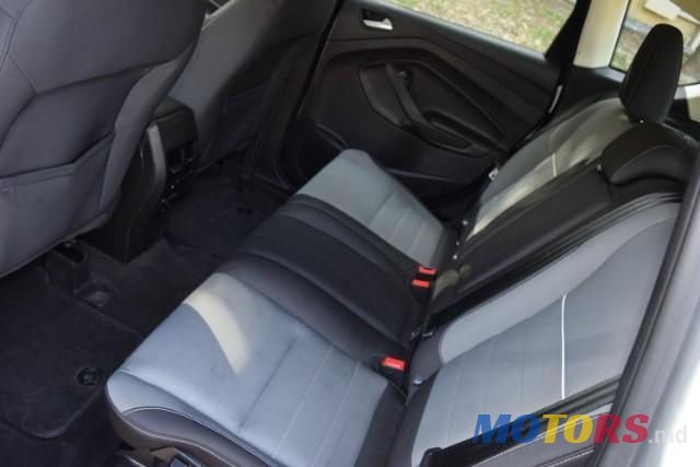 2013' Ford C-MAX photo #2