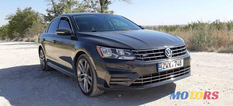 2016' Volkswagen Passat photo #1