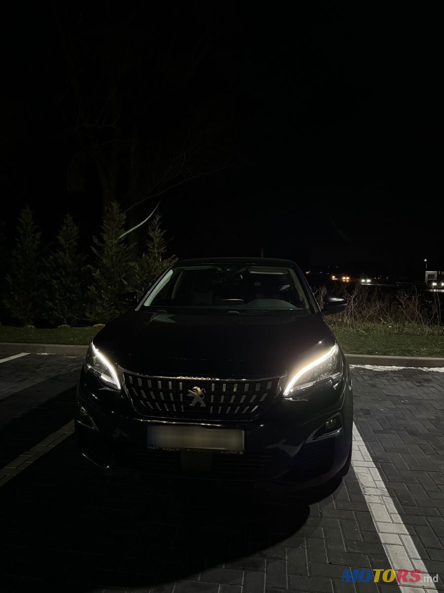 2020' Peugeot 3008 photo #3