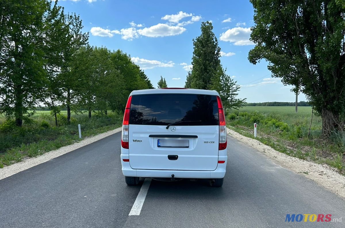 2012' Mercedes-Benz Vito photo #5
