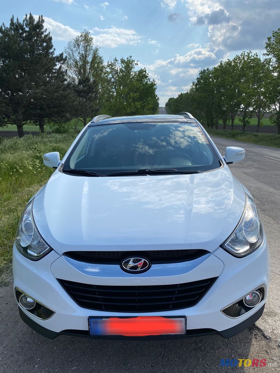 2010' Hyundai Tucson photo #1