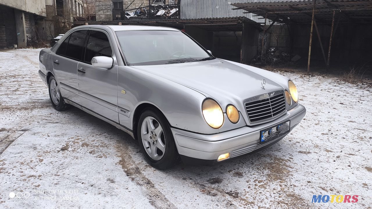 1999' Mercedes-Benz E Класс photo #2