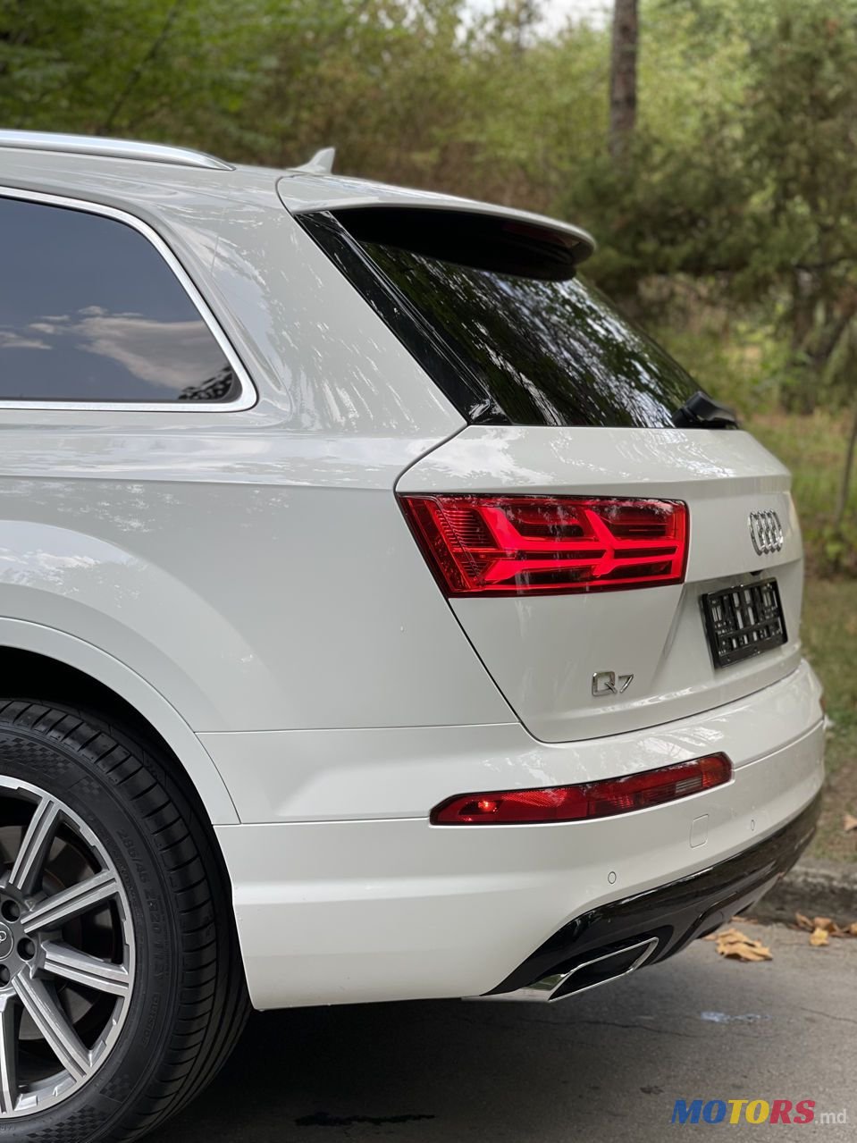 2017' Audi Q7 photo #2