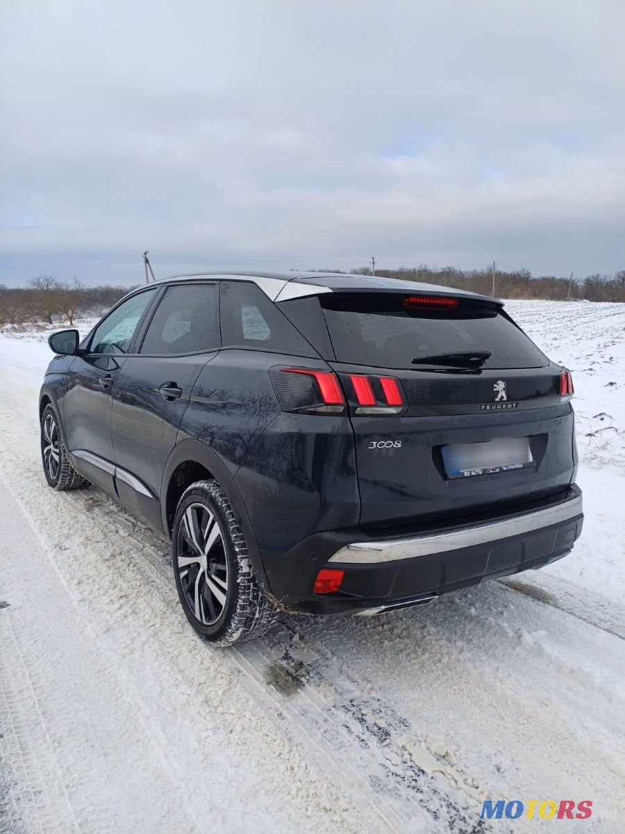 2020' Peugeot 3008 photo #2