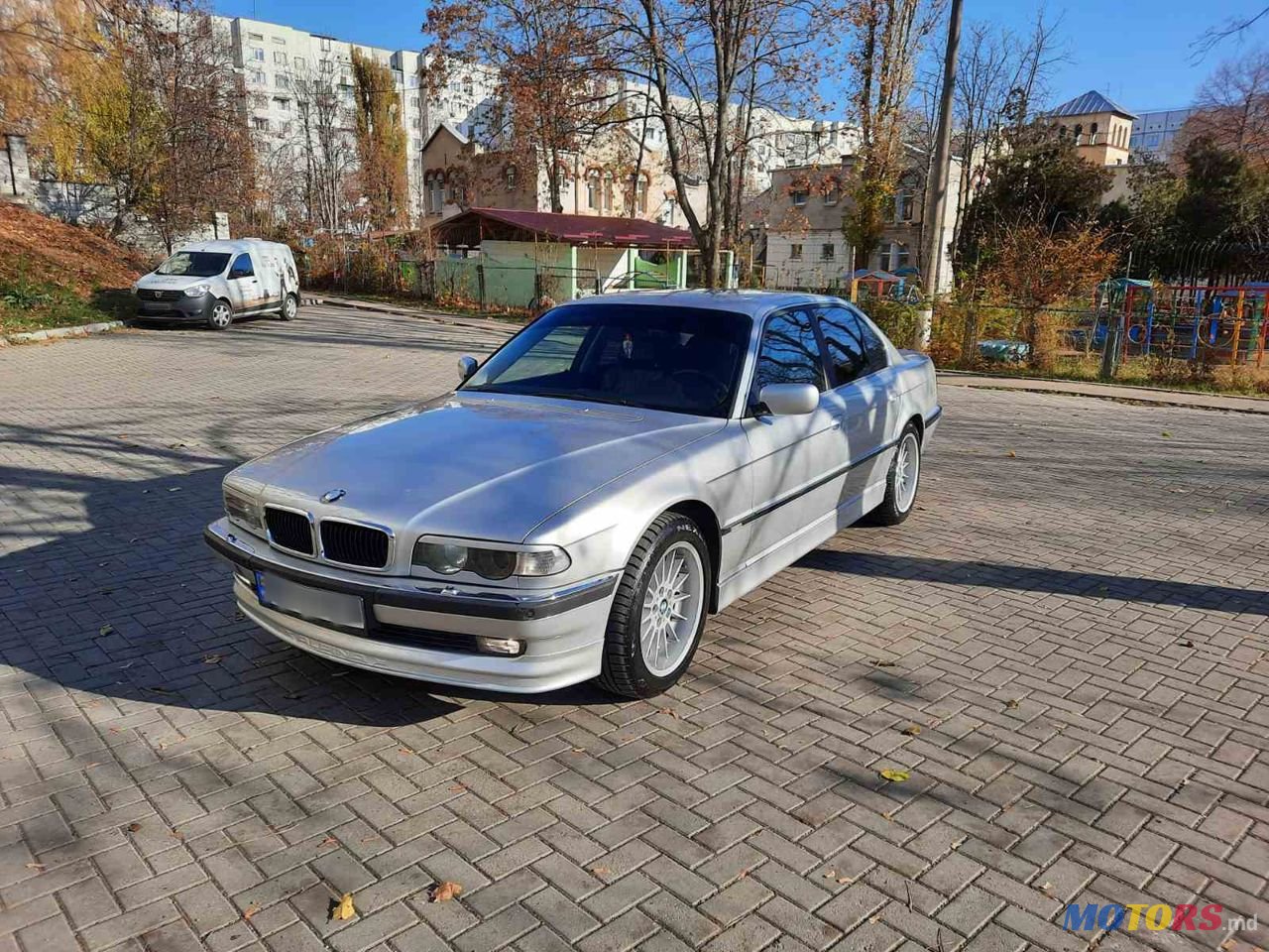 2001' BMW 7 Series photo #2