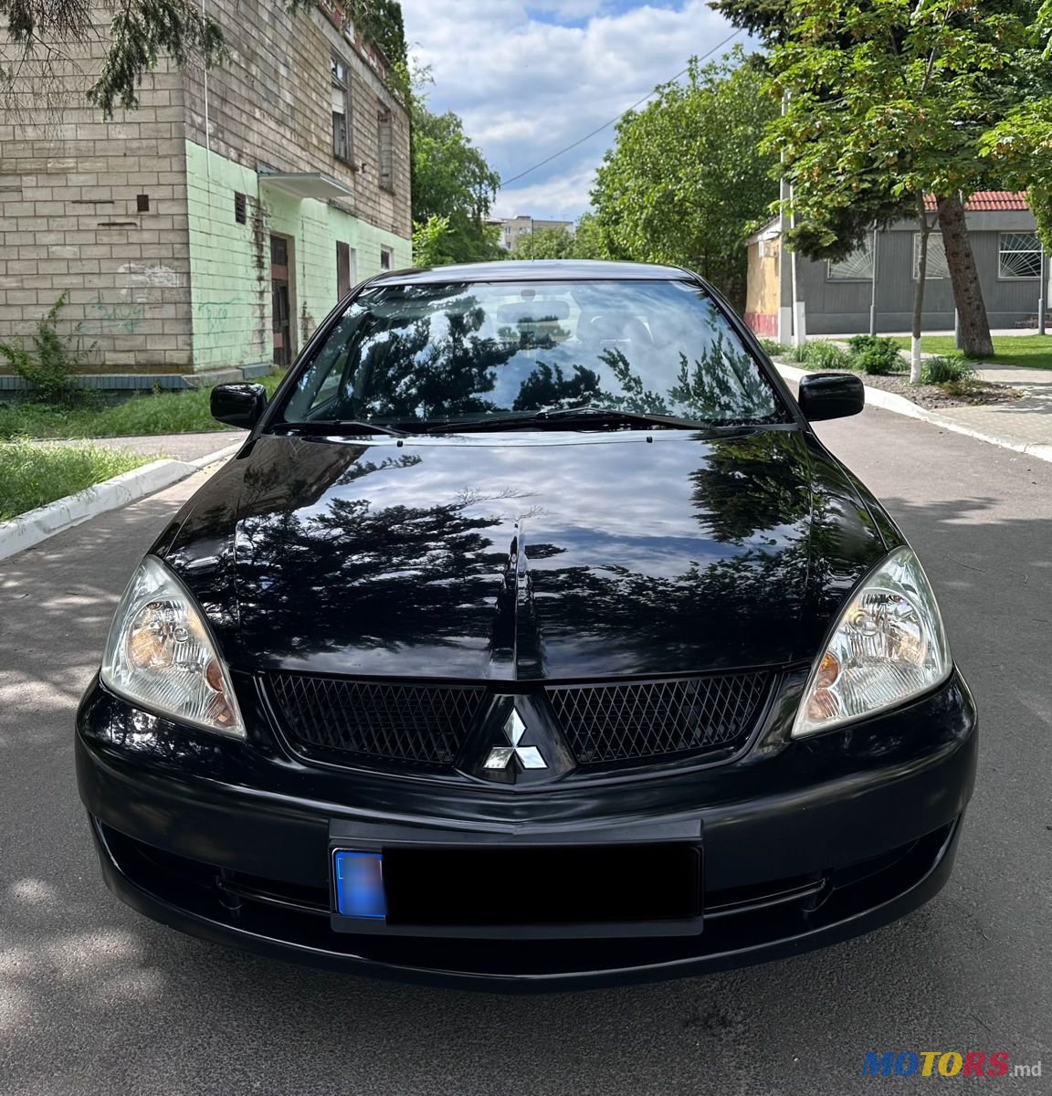 2010' Mitsubishi Lancer photo #1