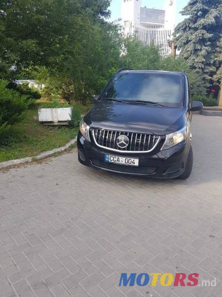 2016' Mercedes-Benz V photo #3