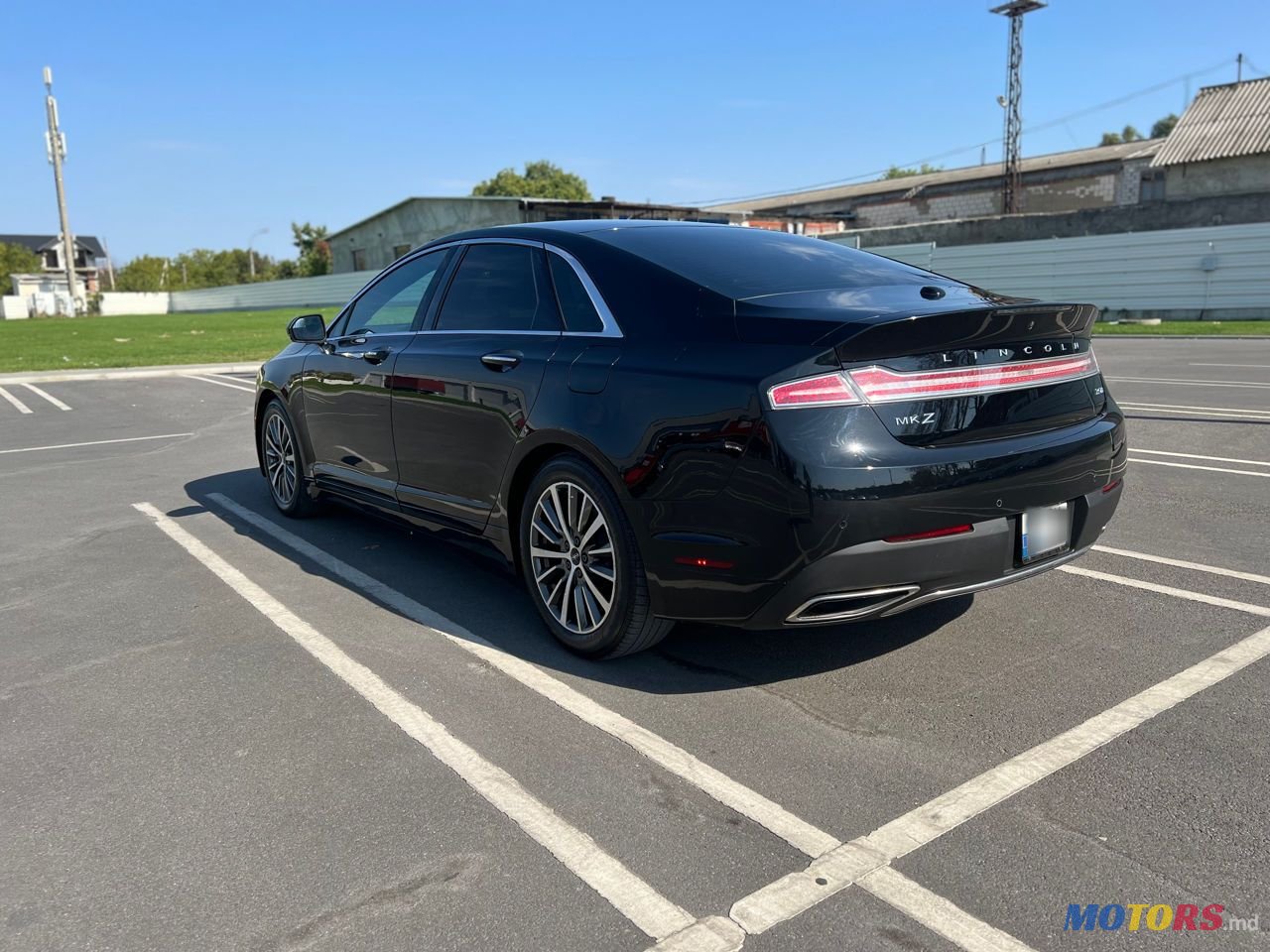 2017' Lincoln MKZ photo #5