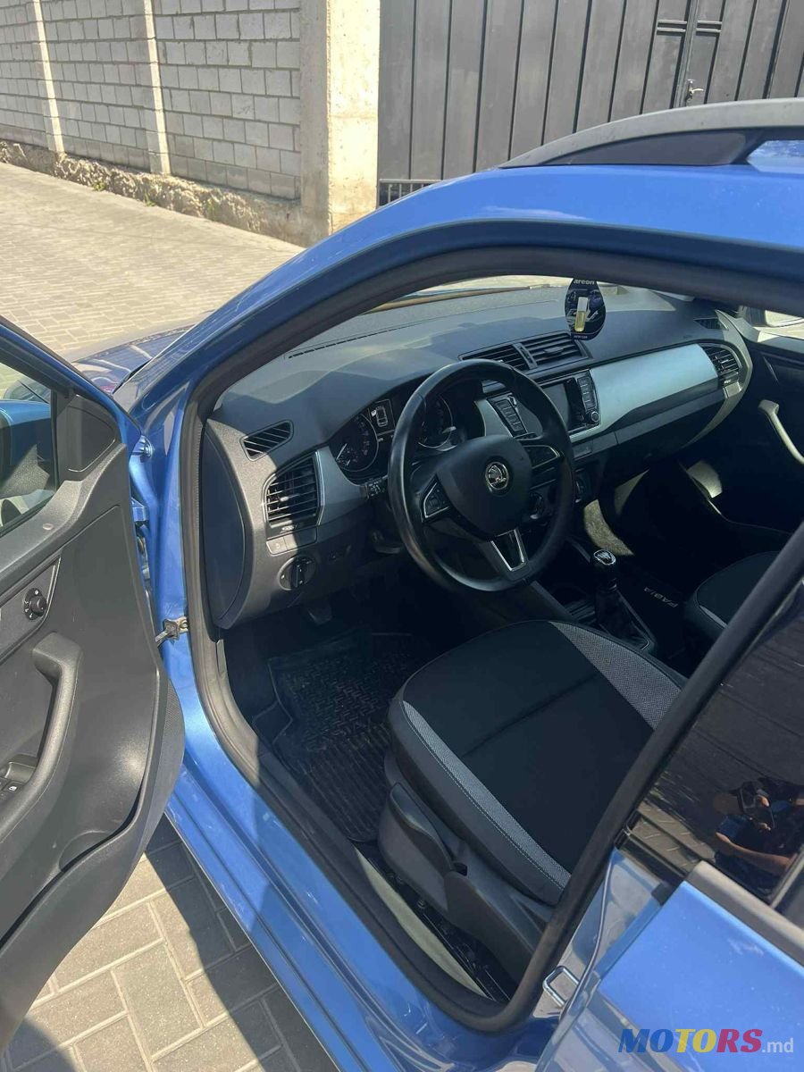 2017' Skoda Fabia photo #6