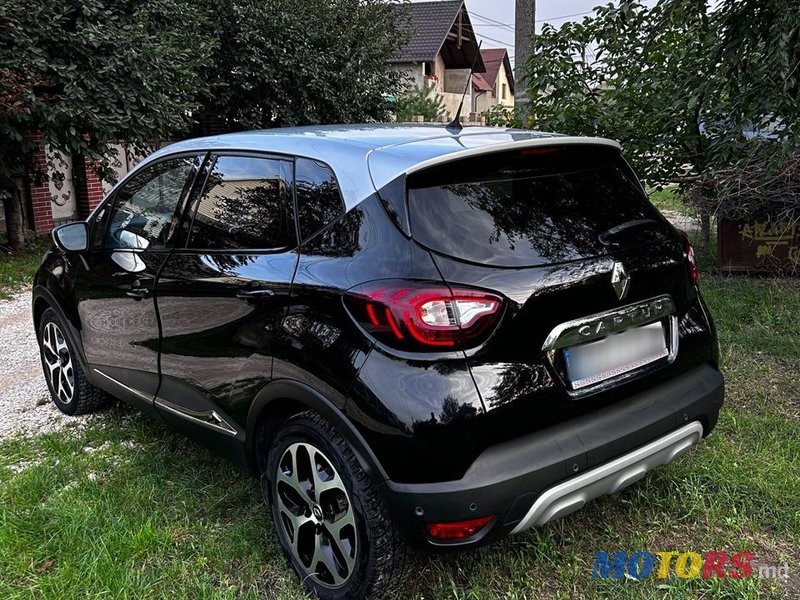 2019' Renault Captur photo #3