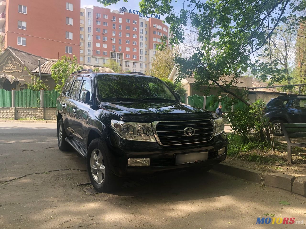 2009' Toyota Land Cruiser photo #1