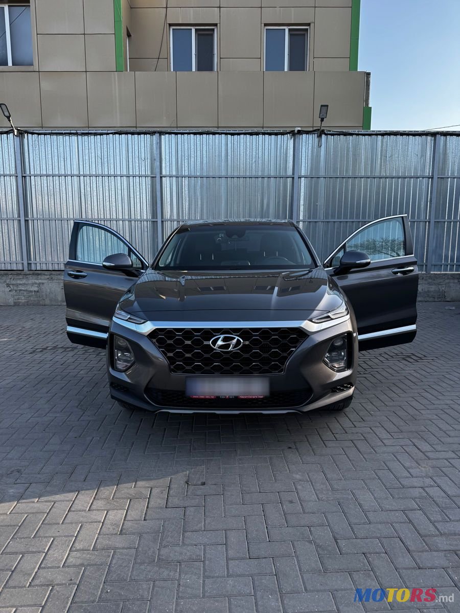 2020' Hyundai Santa Fe photo #1