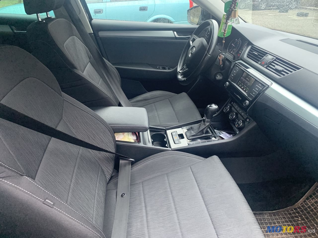 2016' Skoda Superb photo #3