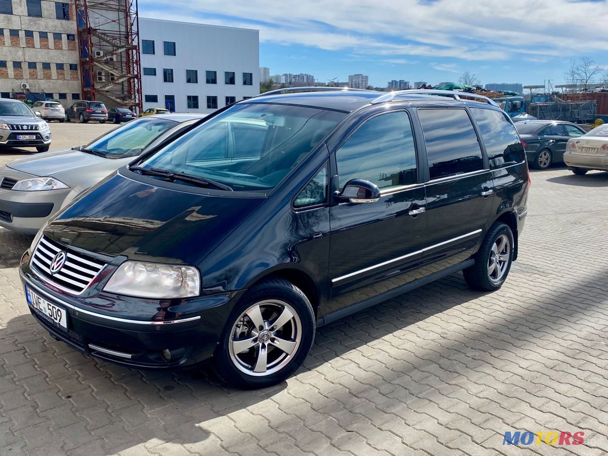 2007' Volkswagen Sharan photo #1