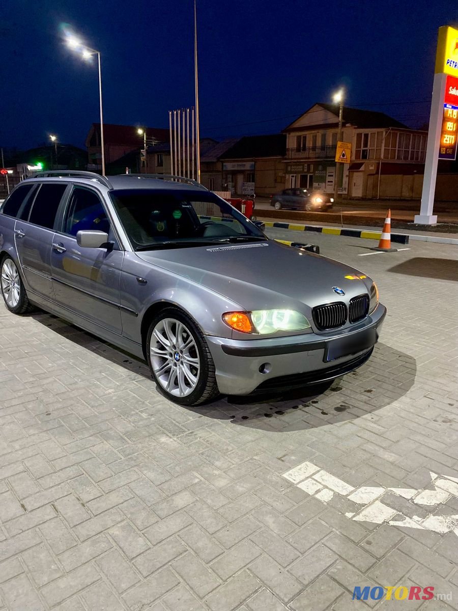 2005' BMW 3 Series Touring photo #1
