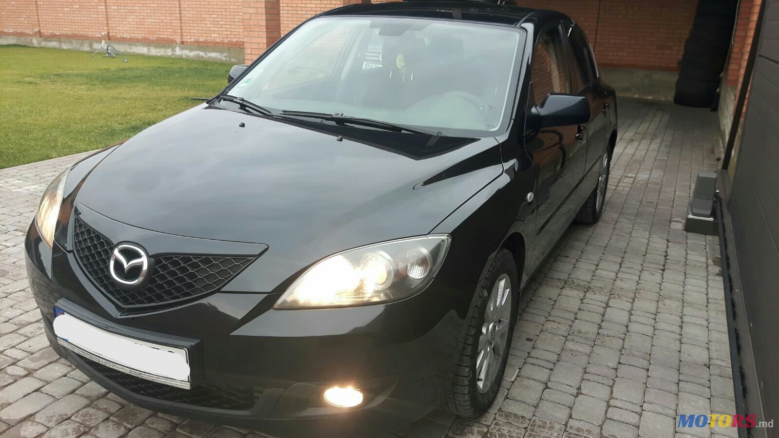 2007' Mazda 3 photo #3