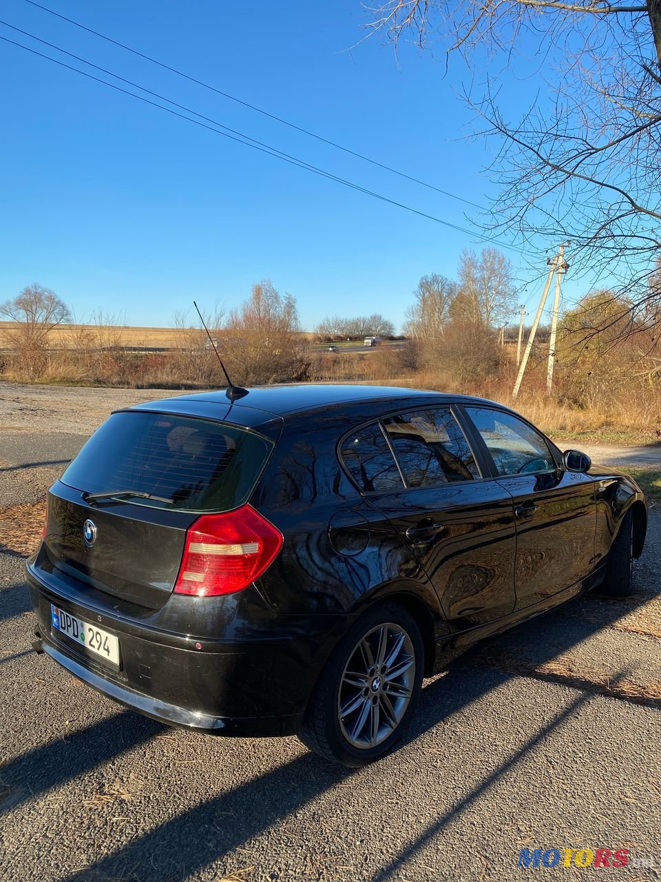 2006' BMW 1 Series photo #4