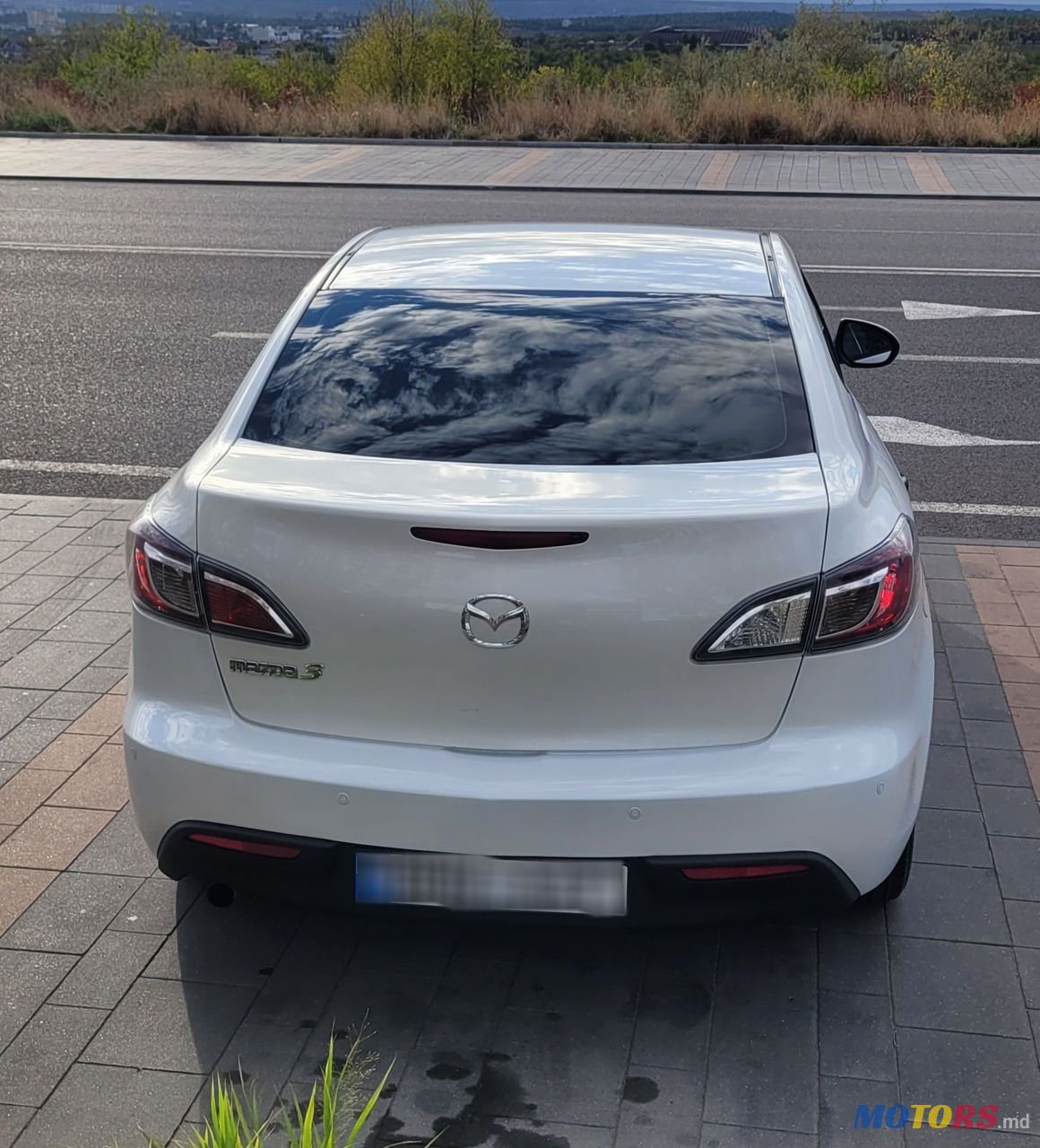 2011' Mazda 3 photo #5