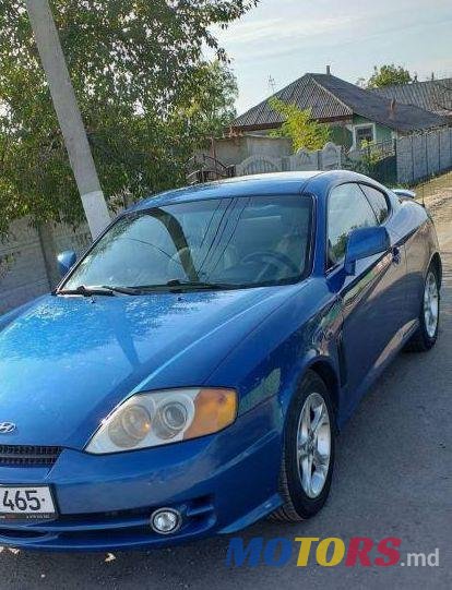 2004' Hyundai Coupe photo #1