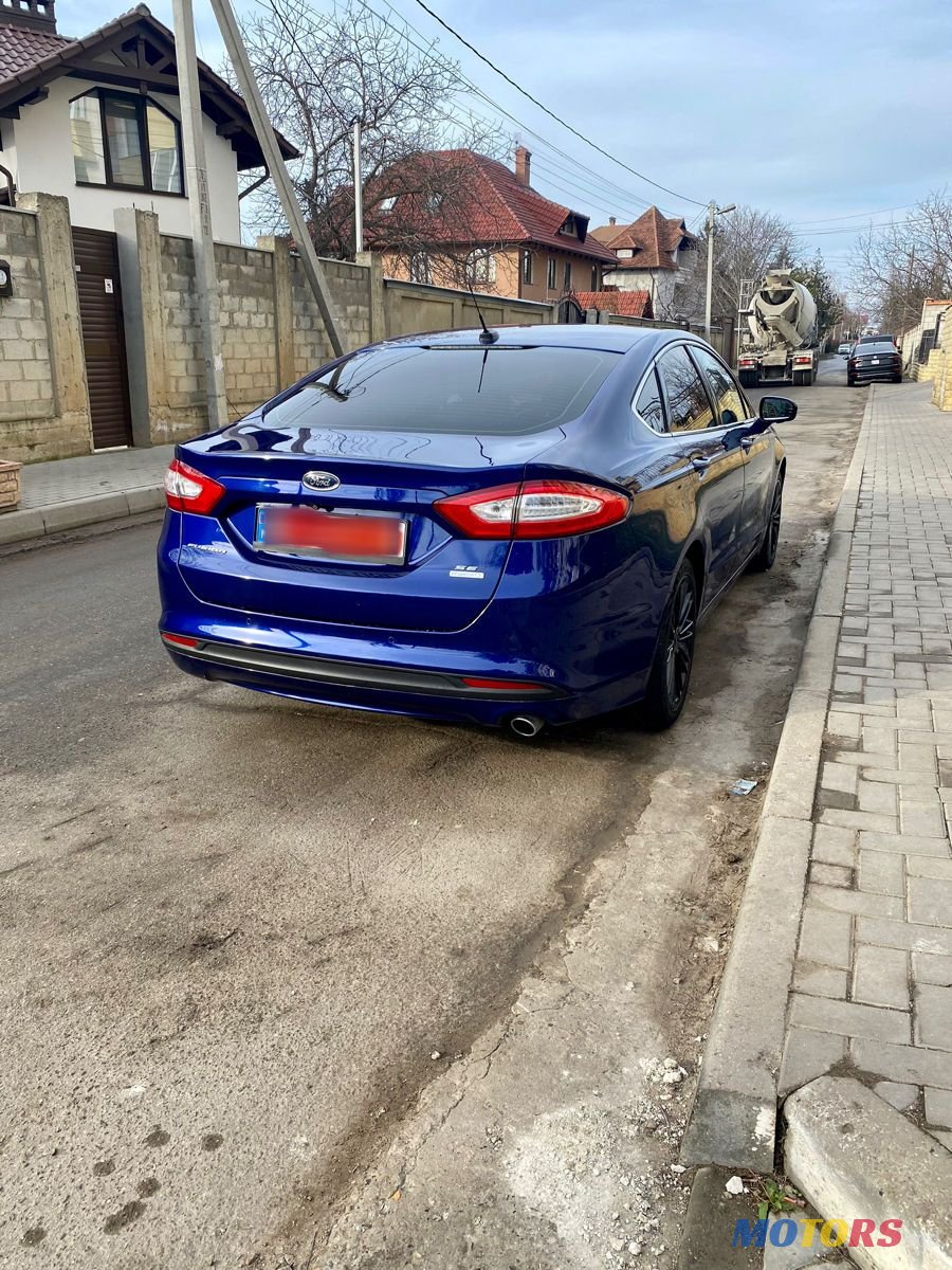 2013' Ford Fusion photo #5