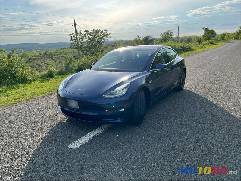 2018' Tesla Model 3 photo #2