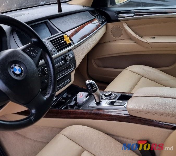 2012' BMW X5 photo #6