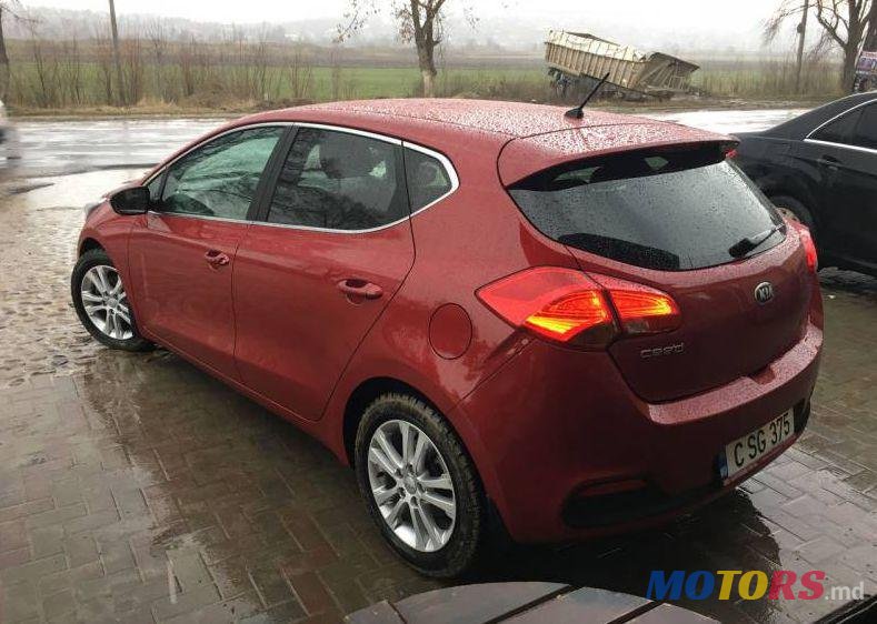 2012' Kia Ceed photo #2