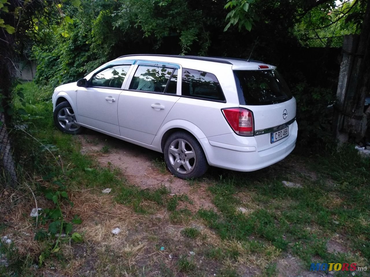 2006' Opel Astra photo #1