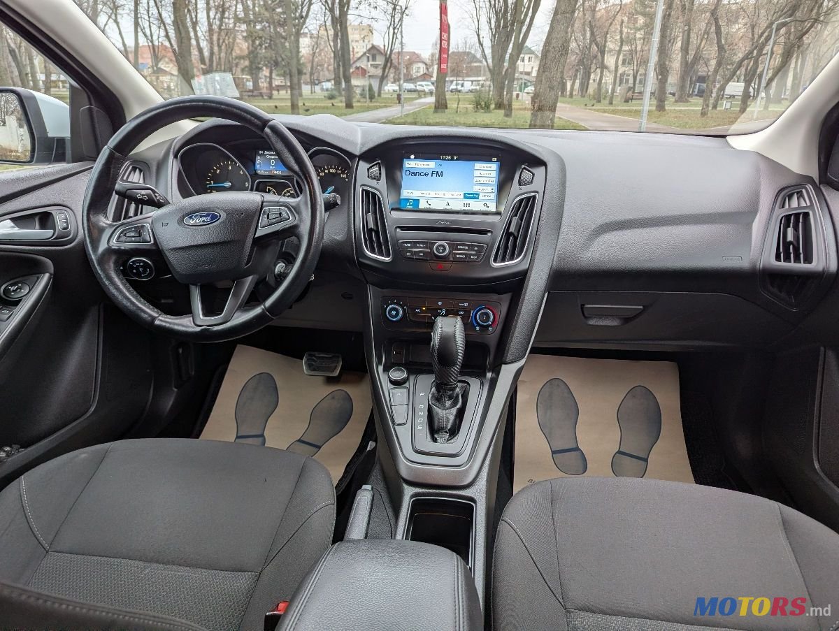 2016' Ford Focus photo #2