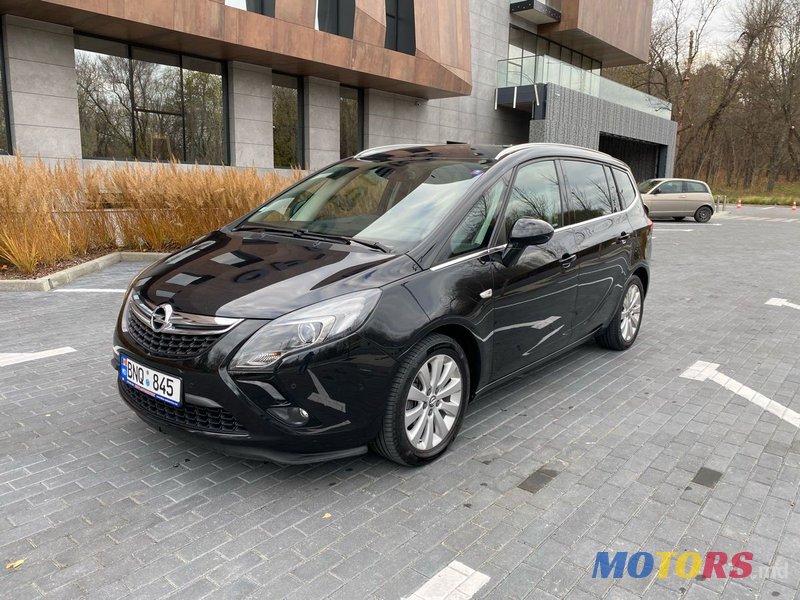 2016' Opel Zafira photo #4