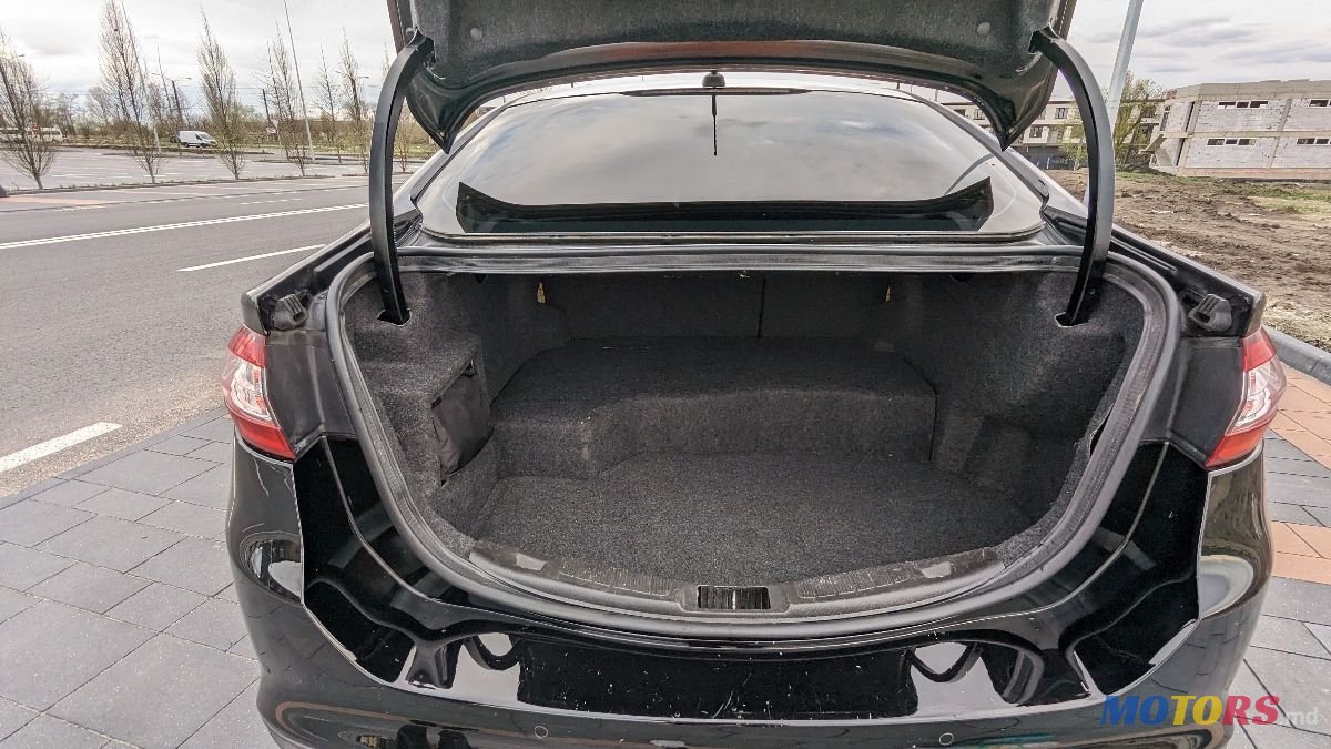 2016' Ford Fusion photo #4