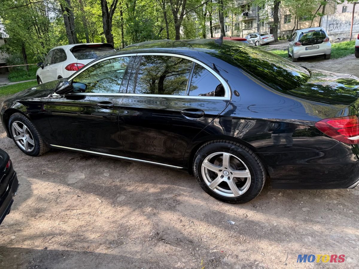 2016' Mercedes-Benz E-Class photo #1