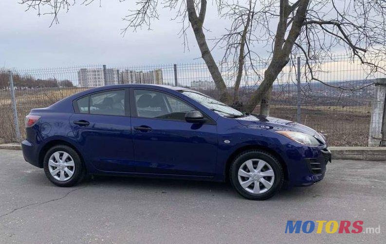 2011' Mazda 3 photo #1